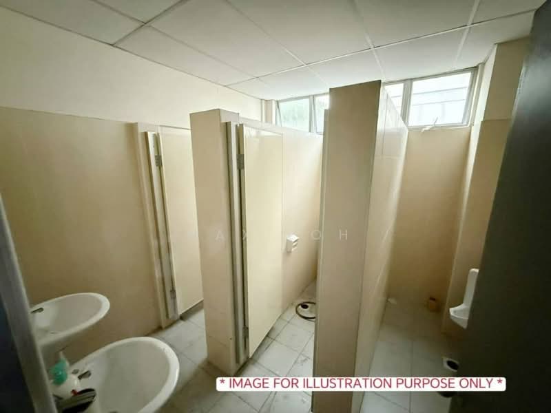 Detached Factory for Sale in Indahpura Industrial Park (Kulai) - Max Loh - Bathroom - PropertyGuru.com.my