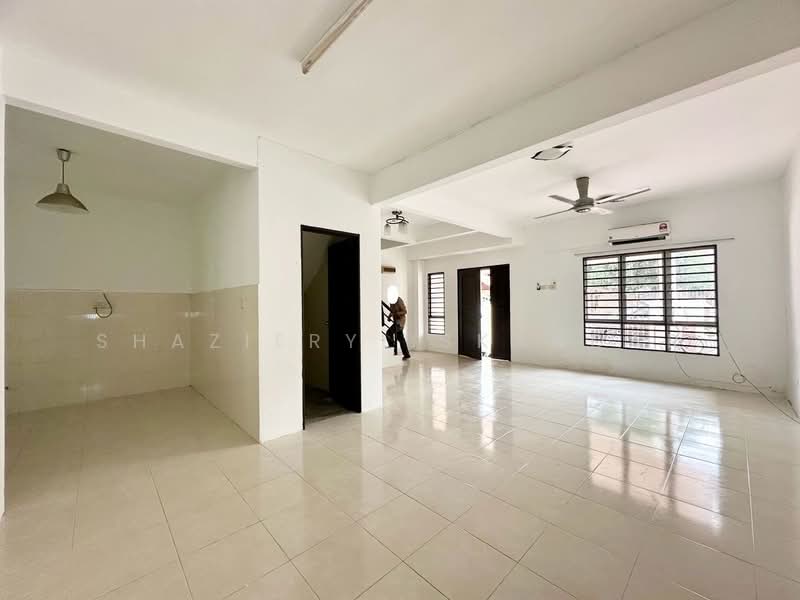 2-storey Terraced House for Sale in Taman Pinggiran Permata (Batu Caves) - Shaziery Iskandar - PropertyGuru.com.my
