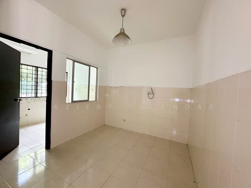 2-storey Terraced House for Sale in Taman Pinggiran Permata (Batu Caves) - Shaziery Iskandar - PropertyGuru.com.my