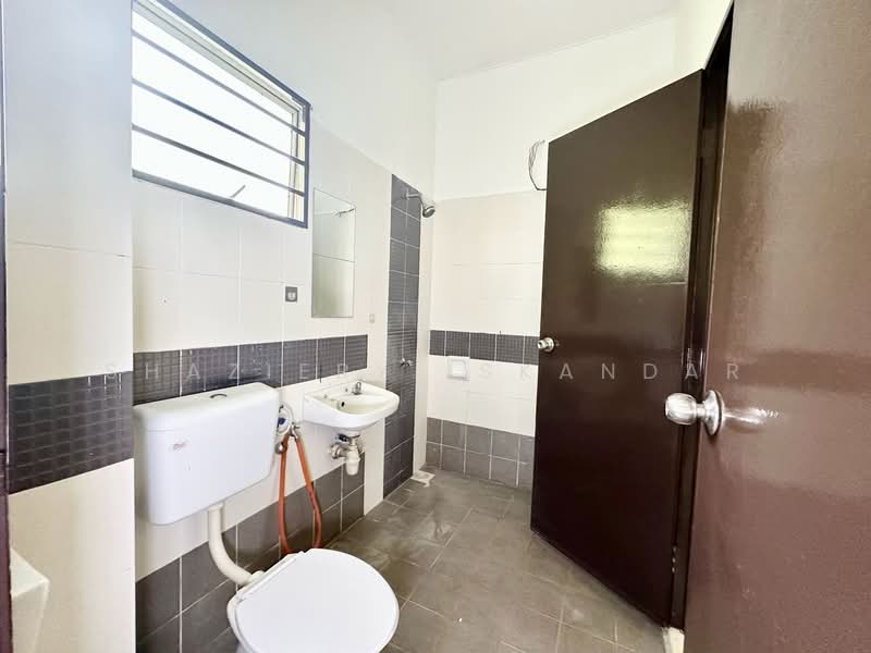 2-storey Terraced House for Sale in Taman Pinggiran Permata (Batu Caves) - Shaziery Iskandar - PropertyGuru.com.my