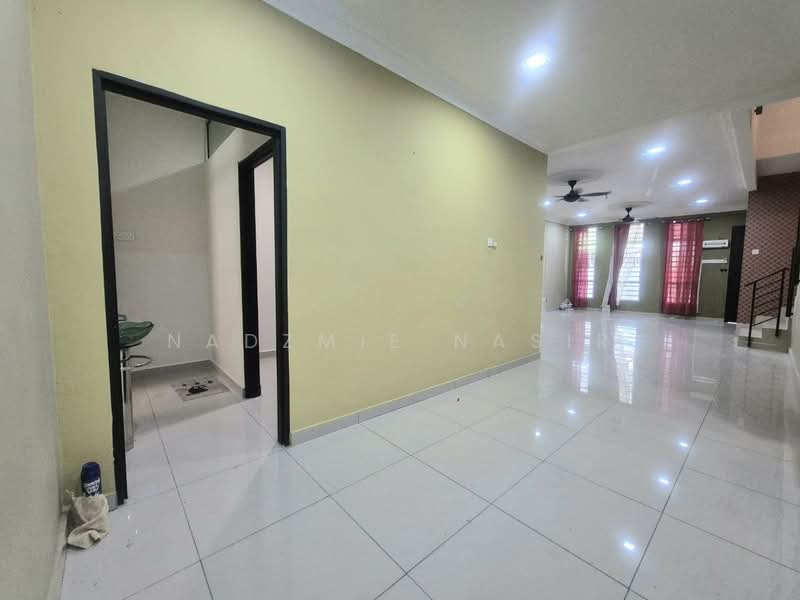 Rumah Teres 2 Tingkat untuk Dijual di Kajang (Selangor) - Nadzmie Nasir - Interior - PropertyGuru.com.my