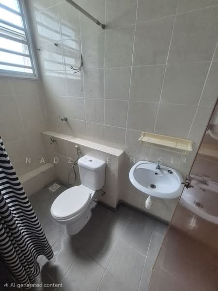 Rumah Teres 2 Tingkat untuk Dijual di Kajang (Selangor) - Nadzmie Nasir - Bathroom - PropertyGuru.com.my