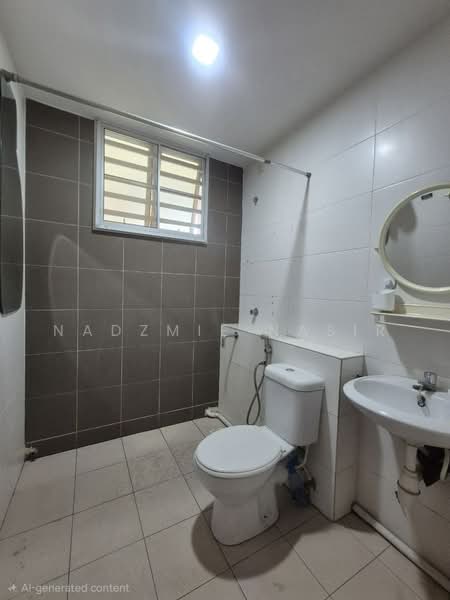 Rumah Teres 2 Tingkat untuk Dijual di Kajang (Selangor) - Nadzmie Nasir - Bathroom - PropertyGuru.com.my