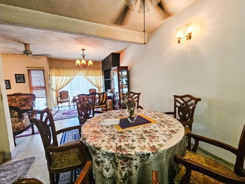 2-storey Terraced House for Sale in Au 2 (Ulu Kelang) - Shaziery Iskandar - Living Room - PropertyGuru.com.my