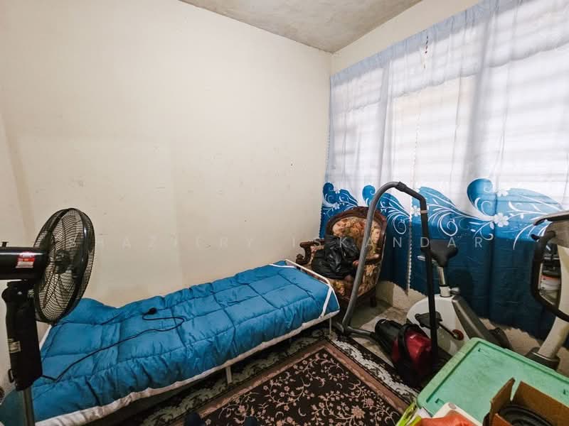 2-storey Terraced House for Sale in Au 2 (Ulu Kelang) - Shaziery Iskandar - Bedroom - PropertyGuru.com.my