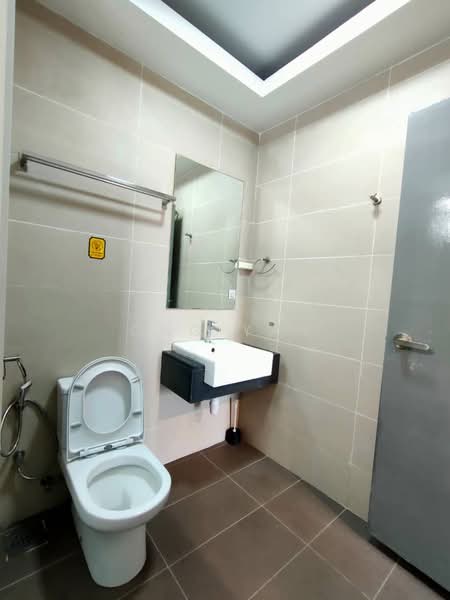 Servis Apartment untuk Dijual di Glomac Centro Service Apartment - Ong Yan - Bathroom - PropertyGuru.com.my