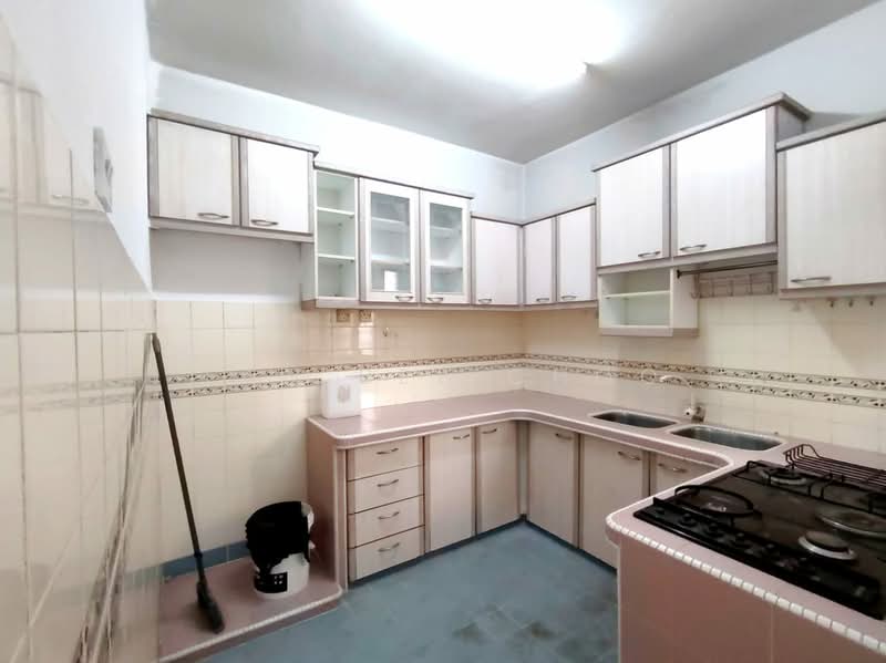 Apartment for Sale at Jasmine Court - Tan Bee Choo - Kitchen - PropertyGuru.com.my