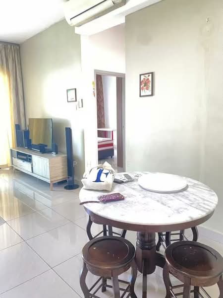 Servis Apartment untuk Dijual di Seasons Amara Larkin - Dolphine Ong - Living Room - PropertyGuru.com.my
