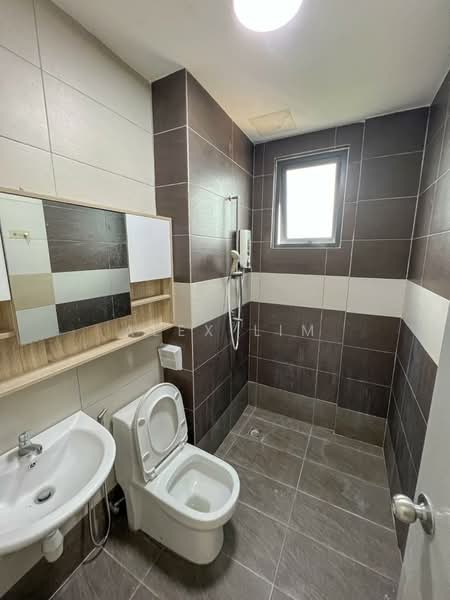 Kondominium untuk Disewa di Edge 360 - Alex Lim - Bathroom - PropertyGuru.com.my