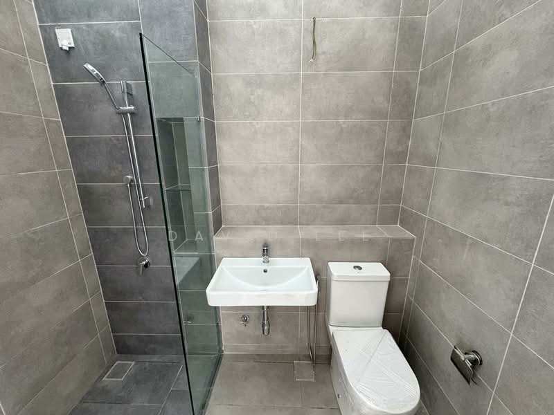2-storey Terraced House for Sale in Bandar Tasik Puteri (Rawang) - David Lee - Bathroom - PropertyGuru.com.my