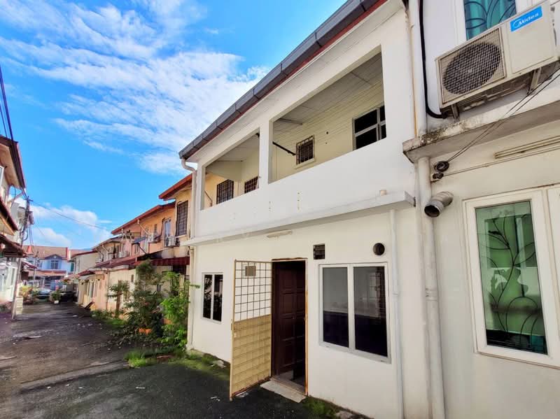 Rumah Teres 2-Tingkat untuk Dijual di Saujana Damansara (Damansara Damai) - Shaziery Iskandar - PropertyGuru.com.my