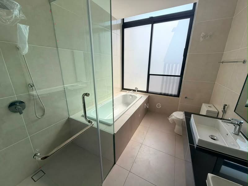 Rumah Teres 2 Tingkat untuk Disewa di Puteri Harbour (Iskandar Puteri (Nusajaya)) - Vinz Ang - Bathroom - PropertyGuru.com.my