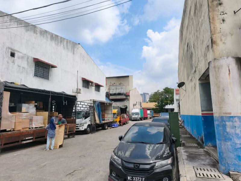 Kilang untuk Dijual di Sungai Besi (Kuala Lumpur) - Shiqin Saidin - Exterior - PropertyGuru.com.my