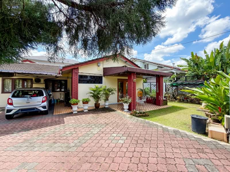 Bungalow House untuk Dijual di Kampung Tunku (Petaling Jaya) - Shaziery Iskandar - Exterior - PropertyGuru.com.my
