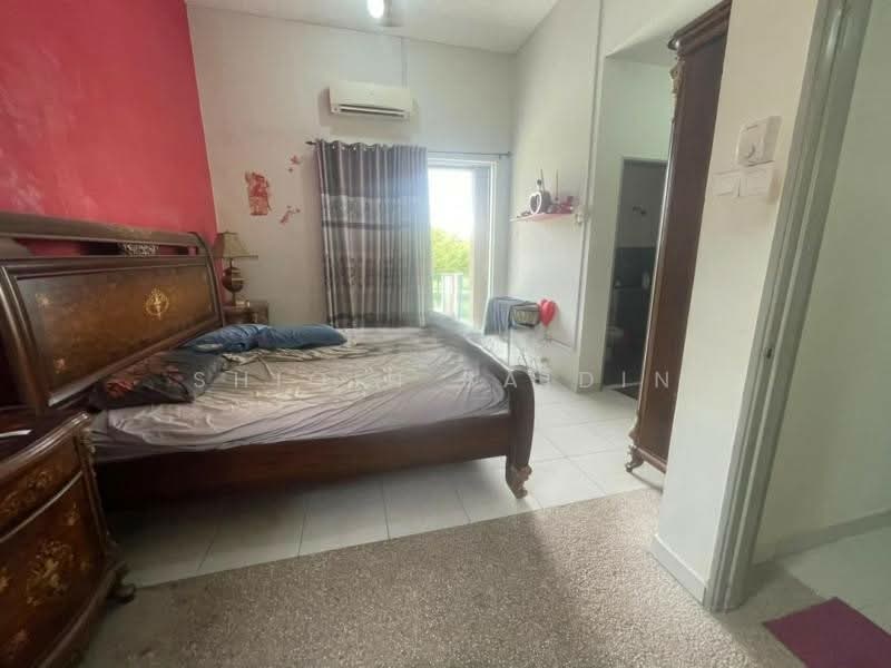 Rumah Teres 2 Tingkat untuk Dijual di Alam Suria (Puncak Alam) - Shiqin Saidin - Bedroom - PropertyGuru.com.my