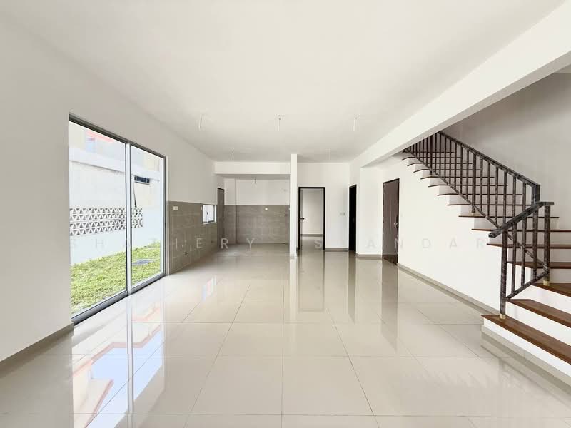 Rumah Kluster untuk Dijual di Alam Sari (Bangi) - Shaziery Iskandar - Living Room - PropertyGuru.com.my