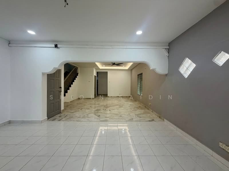 2-storey Terraced House for Sale in Bandar Tasik Puteri (Rawang) - Shiqin Saidin - Living Room - PropertyGuru.com.my