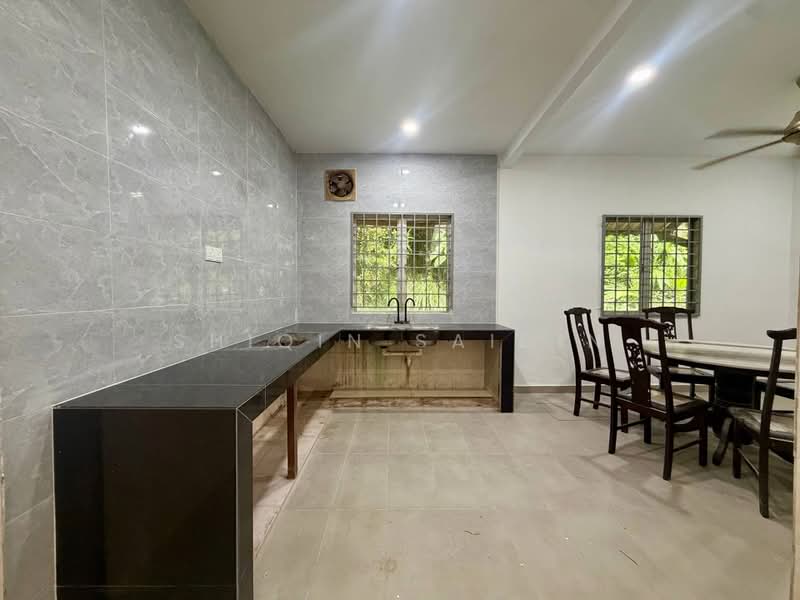 2-storey Terraced House for Sale in Bandar Tasik Puteri (Rawang) - Shiqin Saidin - Kitchen - PropertyGuru.com.my