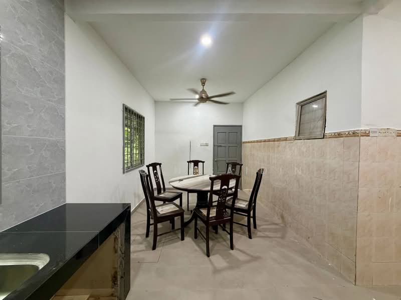 2-storey Terraced House for Sale in Bandar Tasik Puteri (Rawang) - Shiqin Saidin - Dining Room - PropertyGuru.com.my
