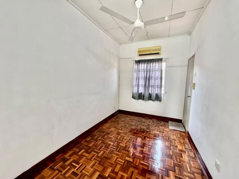 Rumah Teres 2 Tingkat untuk Dijual di Putra Permai (Subang Jaya) - Shiqin Saidin - Interior - PropertyGuru.com.my