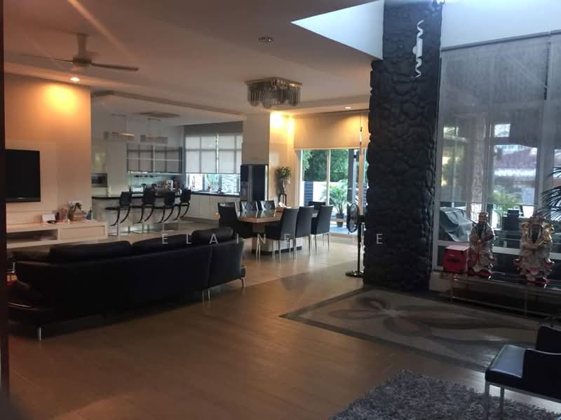 Rumah Banglo untuk Dijual di Bukit Rimau (Shah Alam) - Elaine Lee - Living Room - PropertyGuru.com.my
