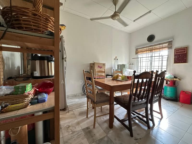1-storey Terraced House for Sale in Rawang (Selangor) - Andy Yap - Dining Room - PropertyGuru.com.my