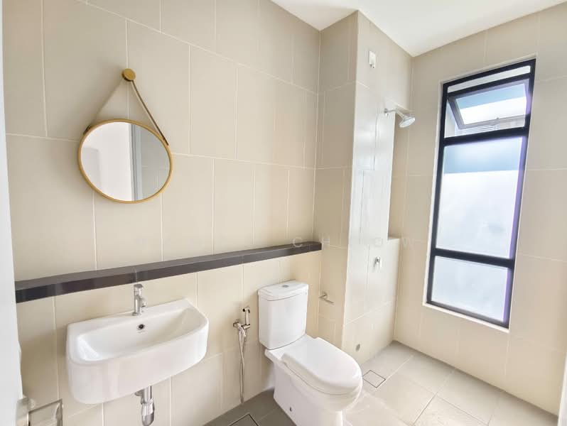 Semi-Detached House for Sale in Kota Emerald (Rawang) - Mandy Cheow - Bathroom - PropertyGuru.com.my