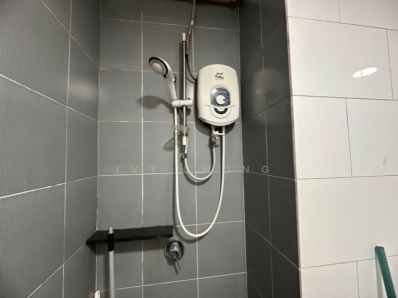 Condominium for Rent at The Wharf Residence - Ivy Chong - Bathroom - PropertyGuru.com.my