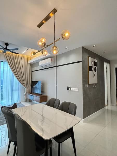 Service Residence for Sale at The Sentral Suites - Sharon Wong - Dining Room - PropertyGuru.com.my