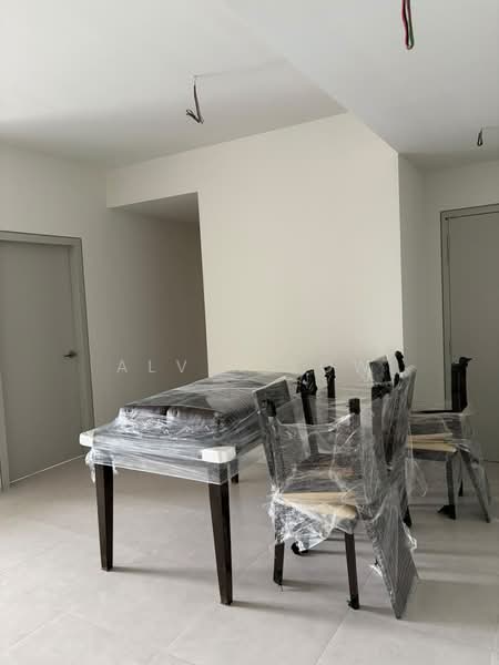 Service Residence for Rent at Melawati : Park One - Alvin Sow - Dining Room - PropertyGuru.com.my