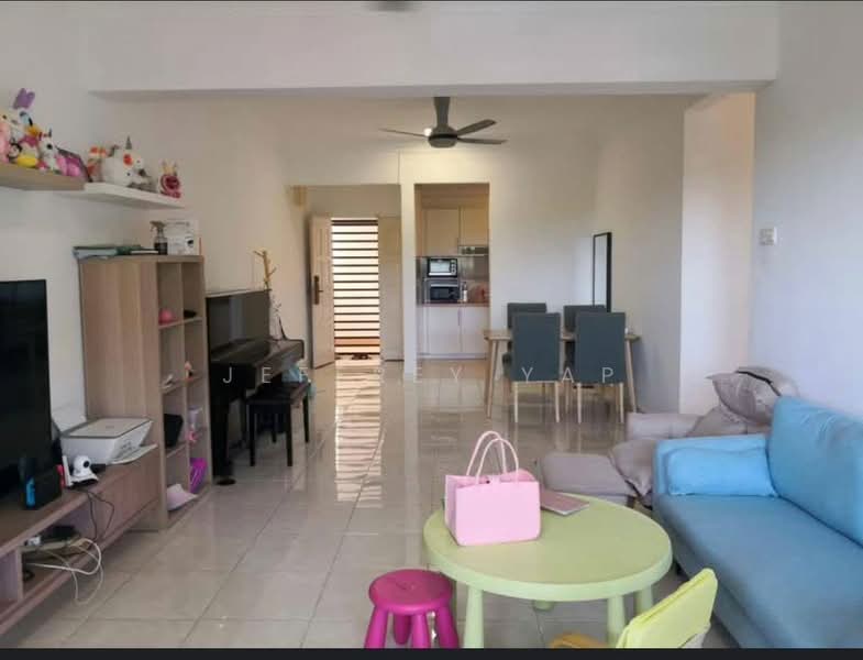 Kondominium untuk Dijual di Aseana Puteri - Jeffrey Yap - Living Room - PropertyGuru.com.my