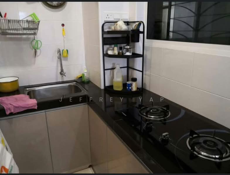 Kondominium untuk Dijual di Aseana Puteri - Jeffrey Yap - Kitchen - PropertyGuru.com.my