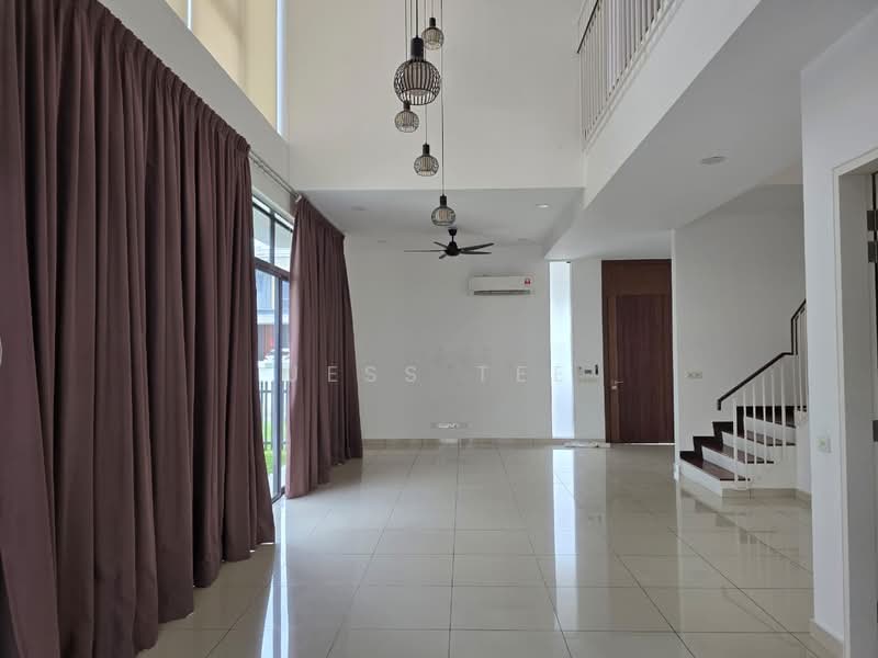 Rumah Berkembar untuk Disewa di Setia Alam (Selangor) - Jess Tee - Living Room - PropertyGuru.com.my