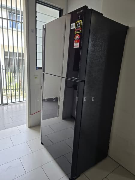 Rumah Berkembar untuk Disewa di Setia Alam (Selangor) - Jess Tee - Entrance - PropertyGuru.com.my