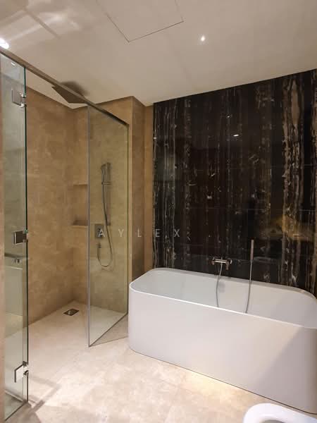 Servis Apartment untuk Dijual di Damansara City Residency (DC Residensi) - Aylex . - Bathroom - PropertyGuru.com.my