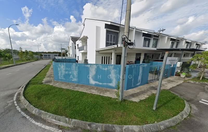 Rumah Teres 2 Tingkat untuk Dijual di Iringan Bayu (Seremban) - A Chong - Exterior - PropertyGuru.com.my