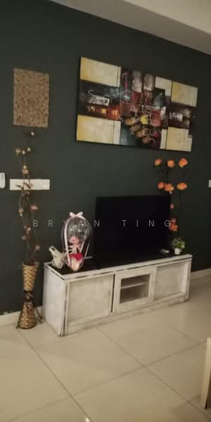 Servis Apartment untuk Disewa di The Elements - Bryan Ting - Living Room - PropertyGuru.com.my