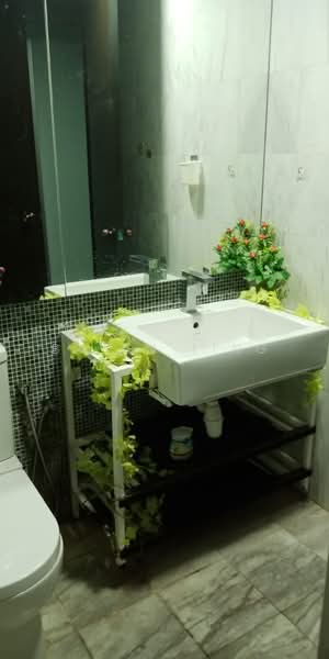 Servis Apartment untuk Disewa di The Elements - Bryan Ting - Bathroom - PropertyGuru.com.my