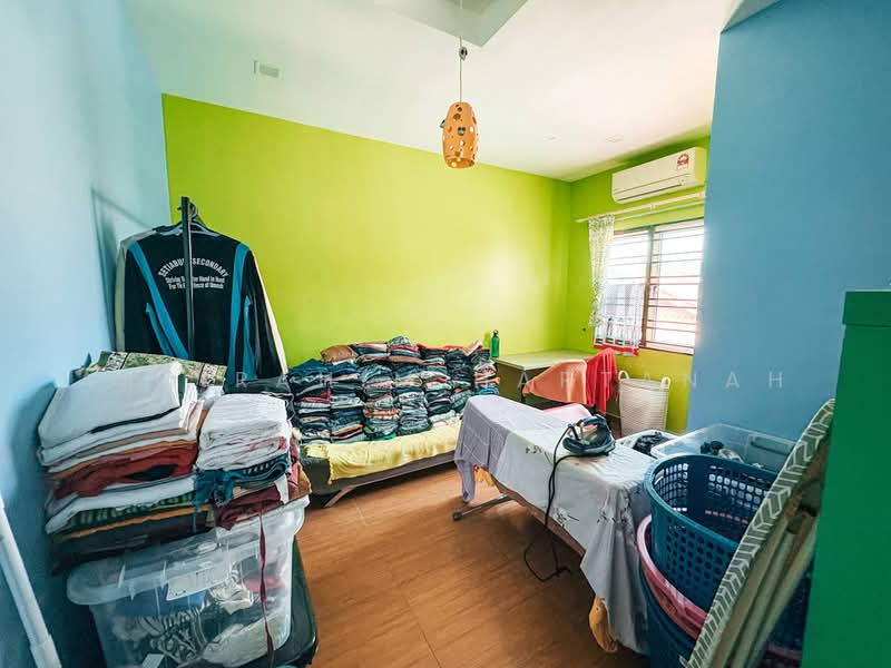 Rumah Berkembar untuk Dijual di Taman Indah Gemilang 1 (Batu Caves) - AimiRahim Hartanah - Bedroom - PropertyGuru.com.my
