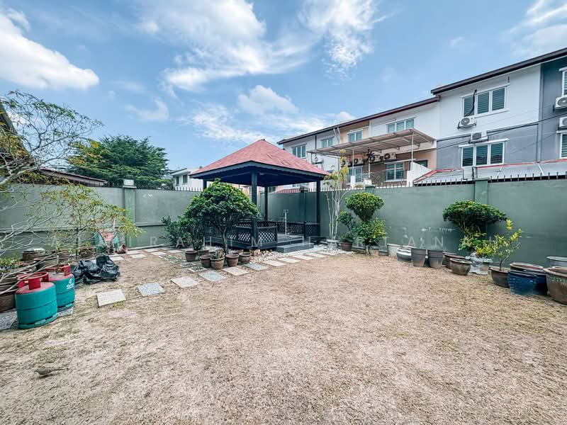 Rumah Berkembar untuk Dijual di Taman Indah Gemilang 1 (Batu Caves) - AimiRahim Hartanah - Garden - PropertyGuru.com.my
