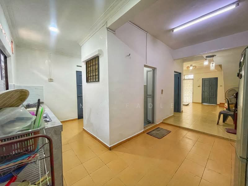 2-storey Terraced House for Sale in Bandar Mahkota Banting (Tanjong Duabelas) - Ahmad Fadlee - PropertyGuru.com.my