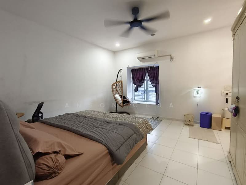Rumah Teres 2 Tingkat untuk Dijual di Taman Setia Indah (Tebrau) - Anson Chua - Bedroom - PropertyGuru.com.my