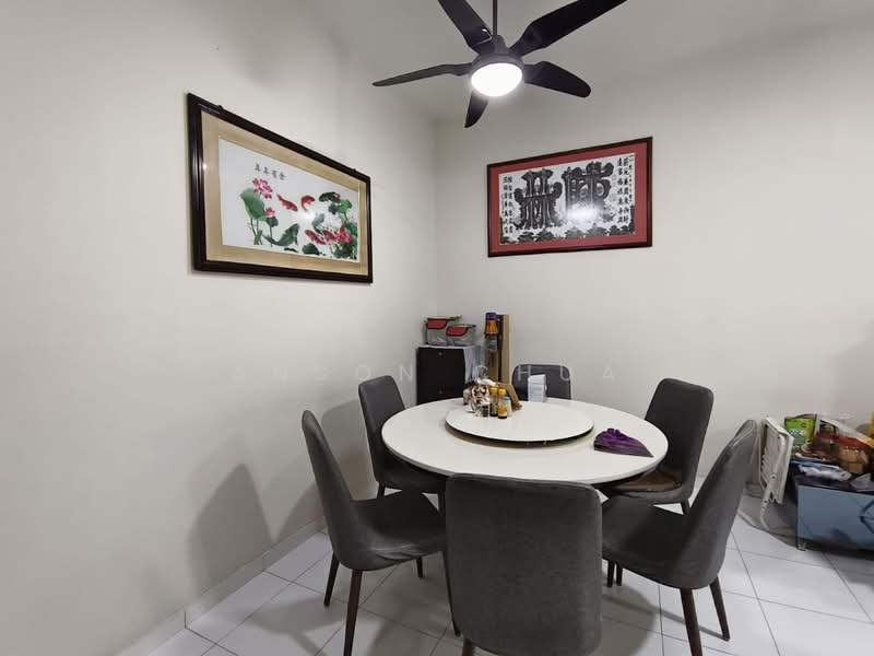 Rumah Teres 2 Tingkat untuk Dijual di Taman Setia Indah (Tebrau) - Anson Chua - Dining Room - PropertyGuru.com.my
