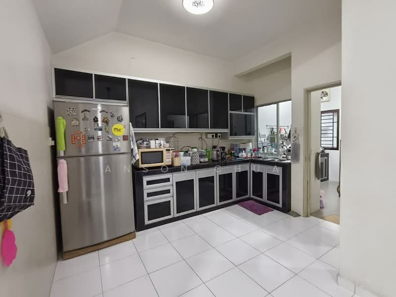 Rumah Teres 2 Tingkat untuk Dijual di Taman Setia Indah (Tebrau) - Anson Chua - Kitchen - PropertyGuru.com.my