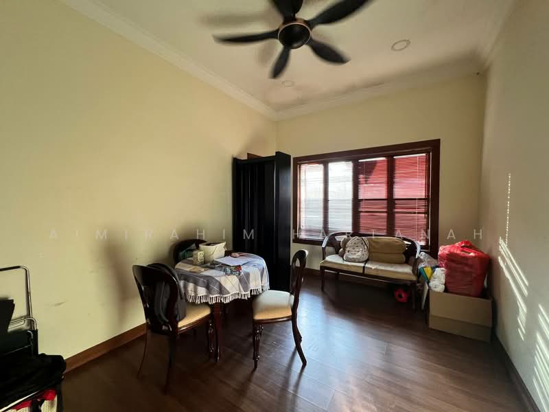 Rumah Berkembar untuk Dijual di Taman Melawati (Ulu Kelang) - AimiRahim Hartanah - Living Room - PropertyGuru.com.my