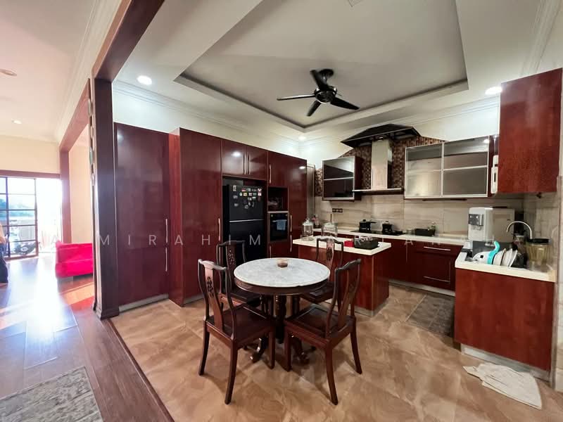 Rumah Berkembar untuk Dijual di Taman Melawati (Ulu Kelang) - AimiRahim Hartanah - Kitchen - PropertyGuru.com.my