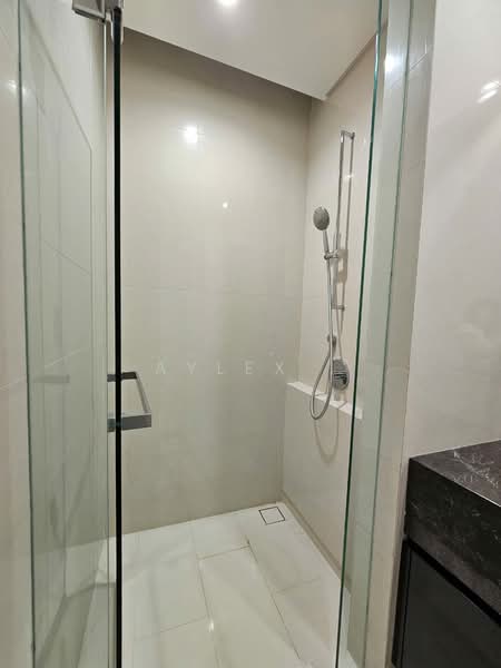 Service Residence for Sale at Crown Residences @ Pavilion Damansara Heights - Aylex . - Bathroom - PropertyGuru.com.my