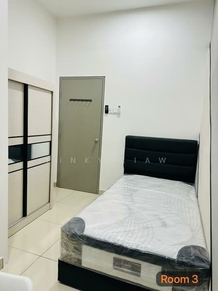 Apartment for Rent at D7 (D'Seven Lagoon Perdana) - Pinky Liaw - Bedroom - PropertyGuru.com.my