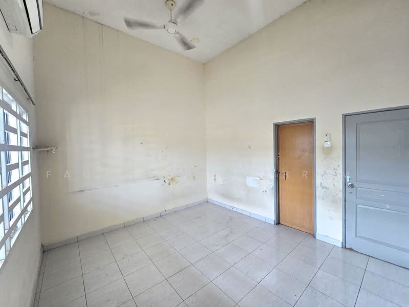 Semi-Detached House for Sale in Taman Intan Baiduri (Sepang) - Fauzan bin Sahrom - PropertyGuru.com.my