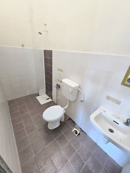 Semi-Detached House for Sale in Taman Intan Baiduri (Sepang) - Fauzan bin Sahrom - PropertyGuru.com.my
